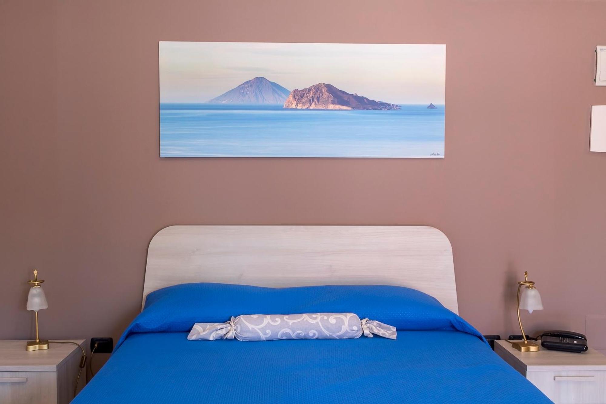Residence Alberghiero Eolie Lipari  Exteriör bild